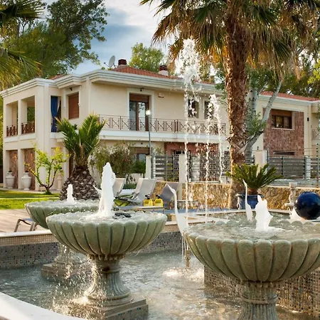 Premium Halkidiki 3 Bedroom Beach Front וילה